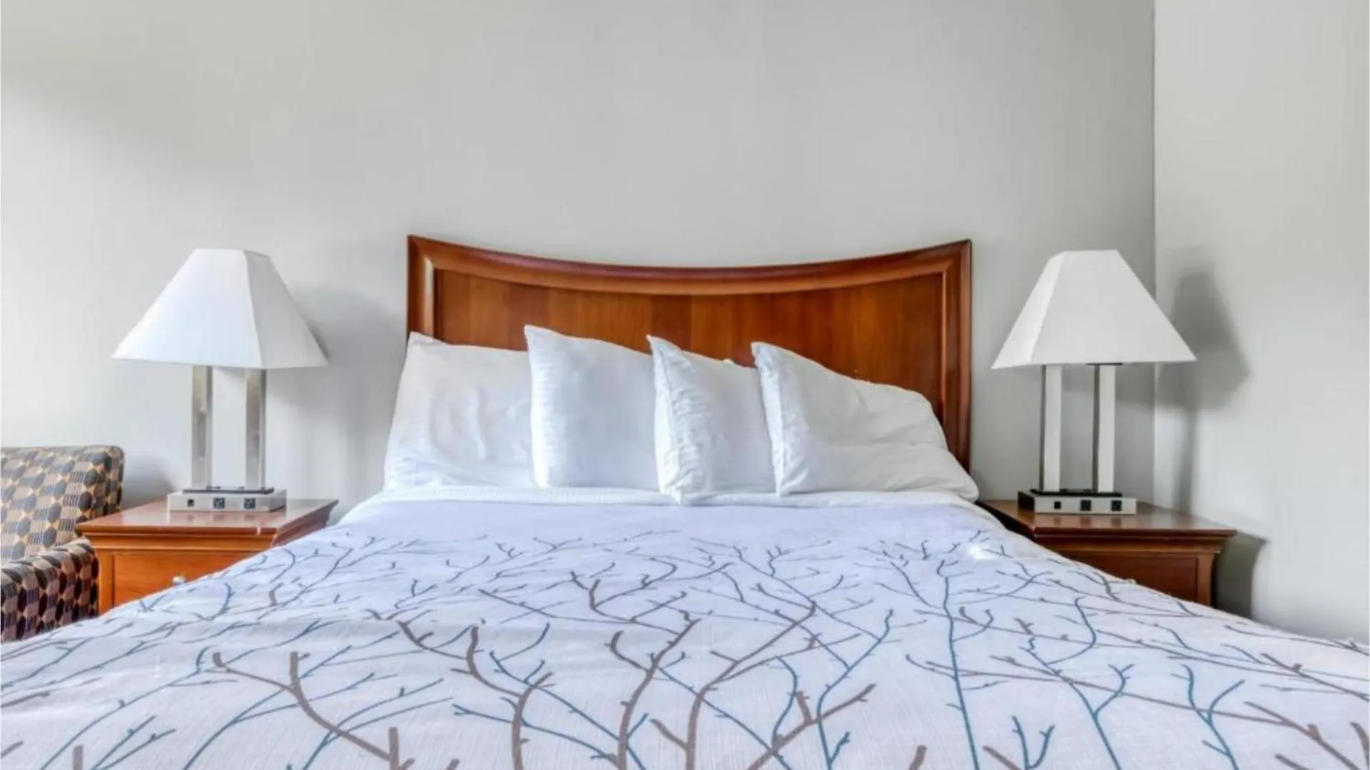 Oyo Hotel Memphis Tn I-40