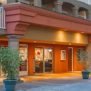 Inn Quality Convention Center **