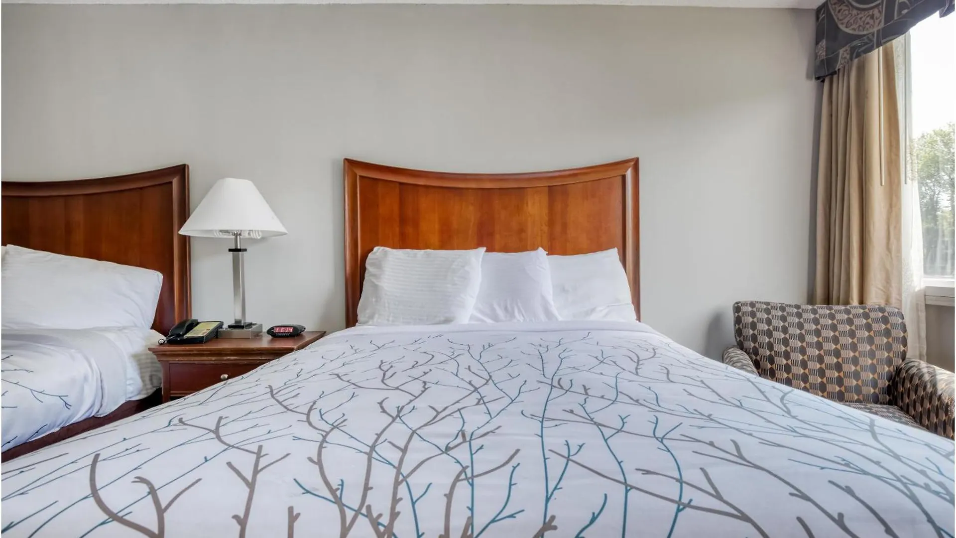 **  Oyo Hotel Memphis Tn I-40 United States